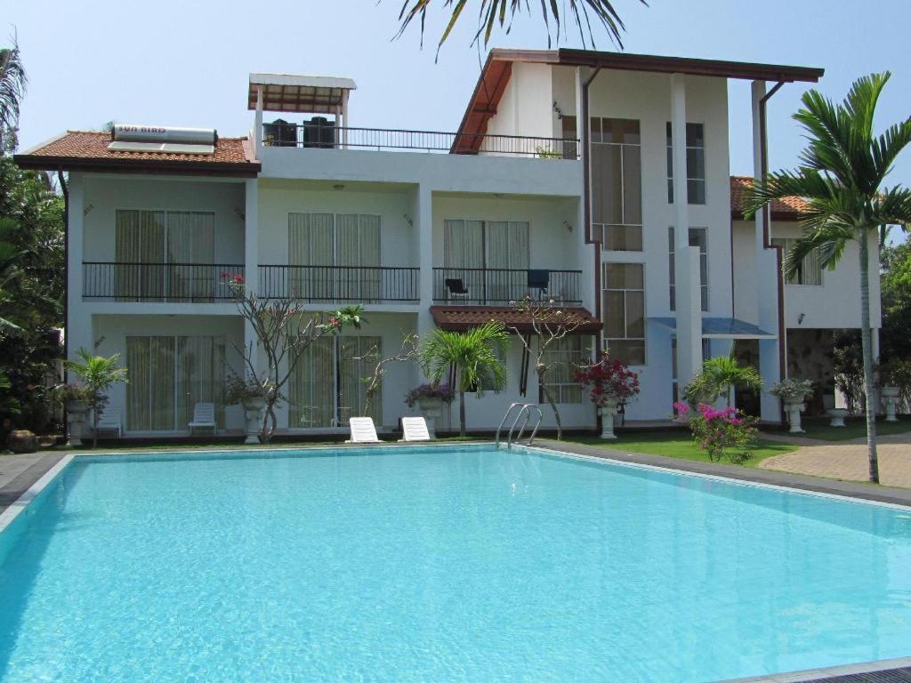 Rainbow Lagoon Resort Negombo Zewnętrze zdjęcie